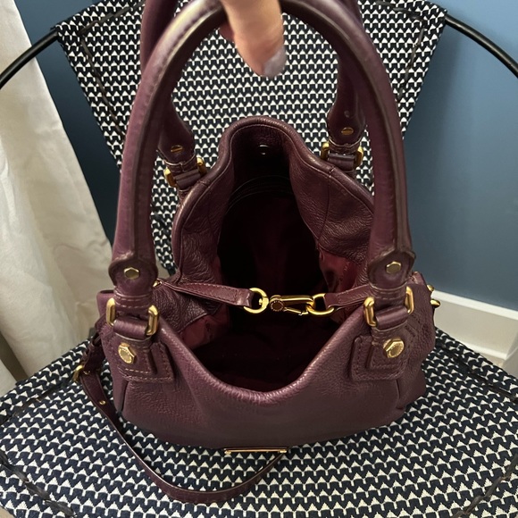 Mark Jacobs Leather Tote/Crossbody - Picture 10 of 11